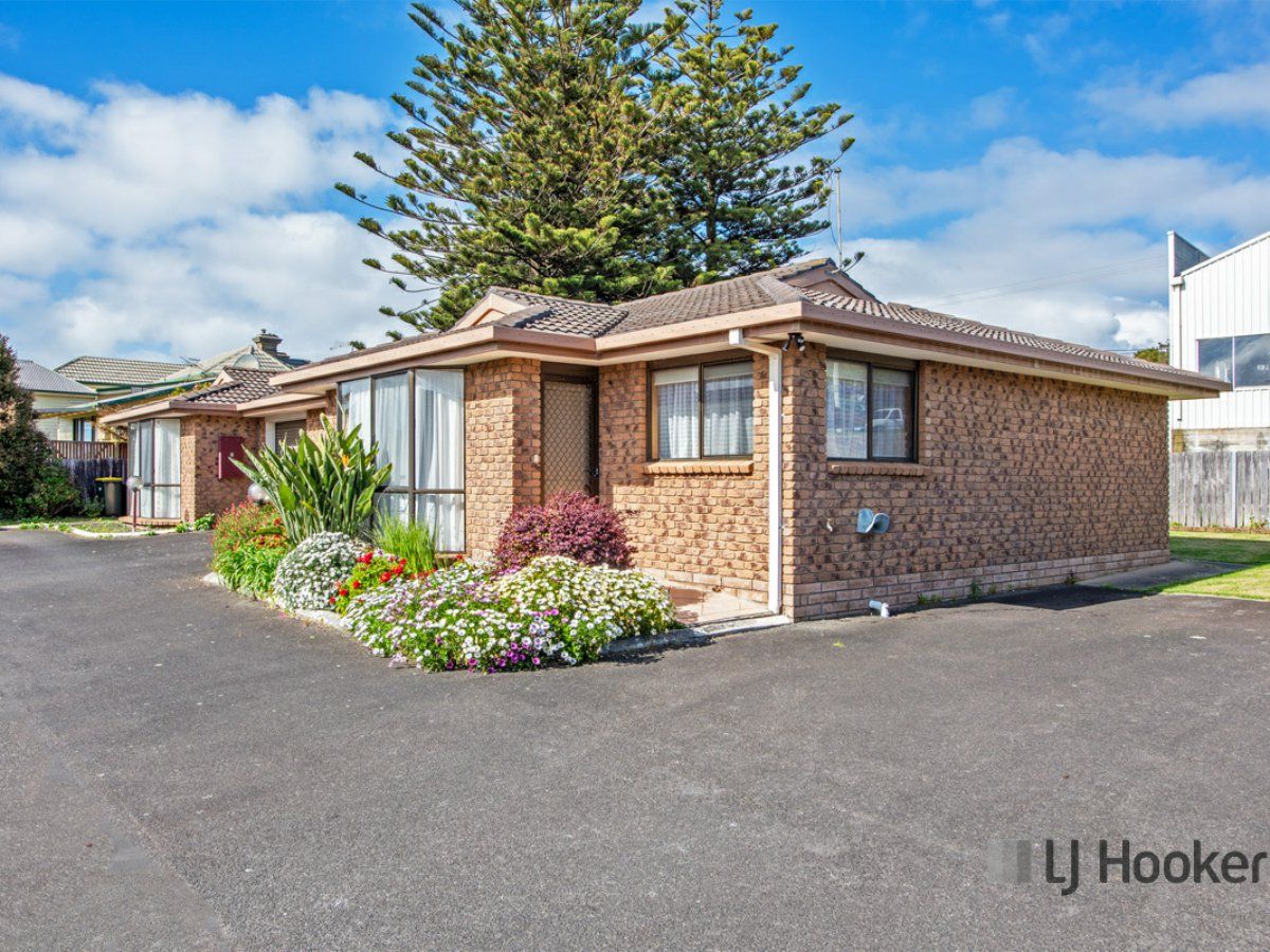 2 bedrooms Apartment / Unit / Flat in 6/1 Clerke Street PENGUIN TAS, 7316