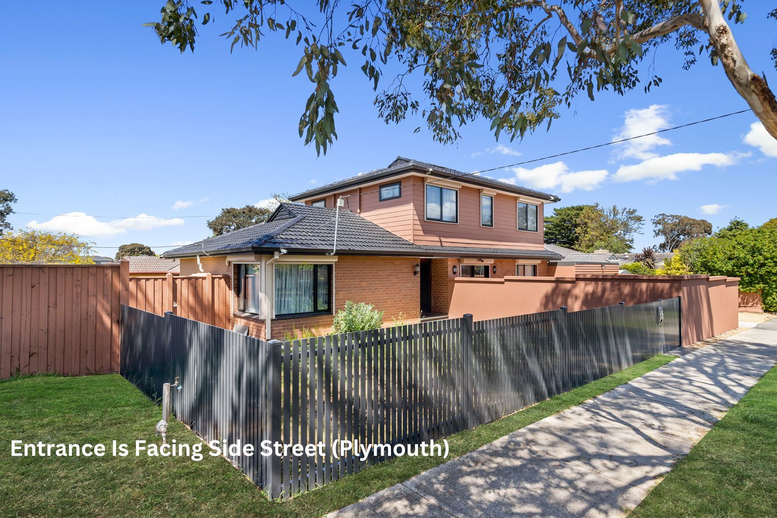 5 bedrooms House in 718 Highbury Road GLEN WAVERLEY VIC, 3150