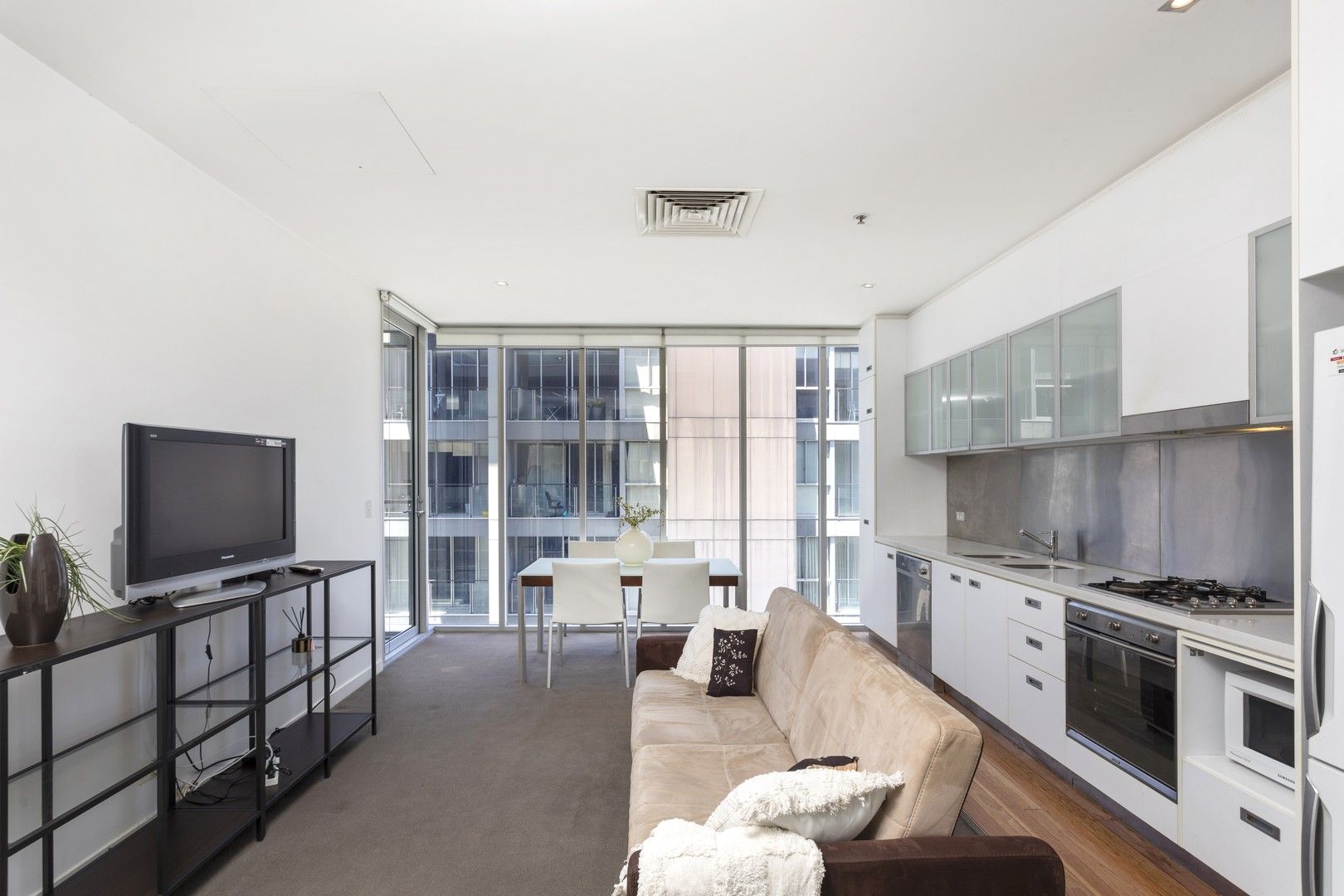 2 bedrooms Apartment / Unit / Flat in 47/4-8 Charles Street ADELAIDE SA, 5000