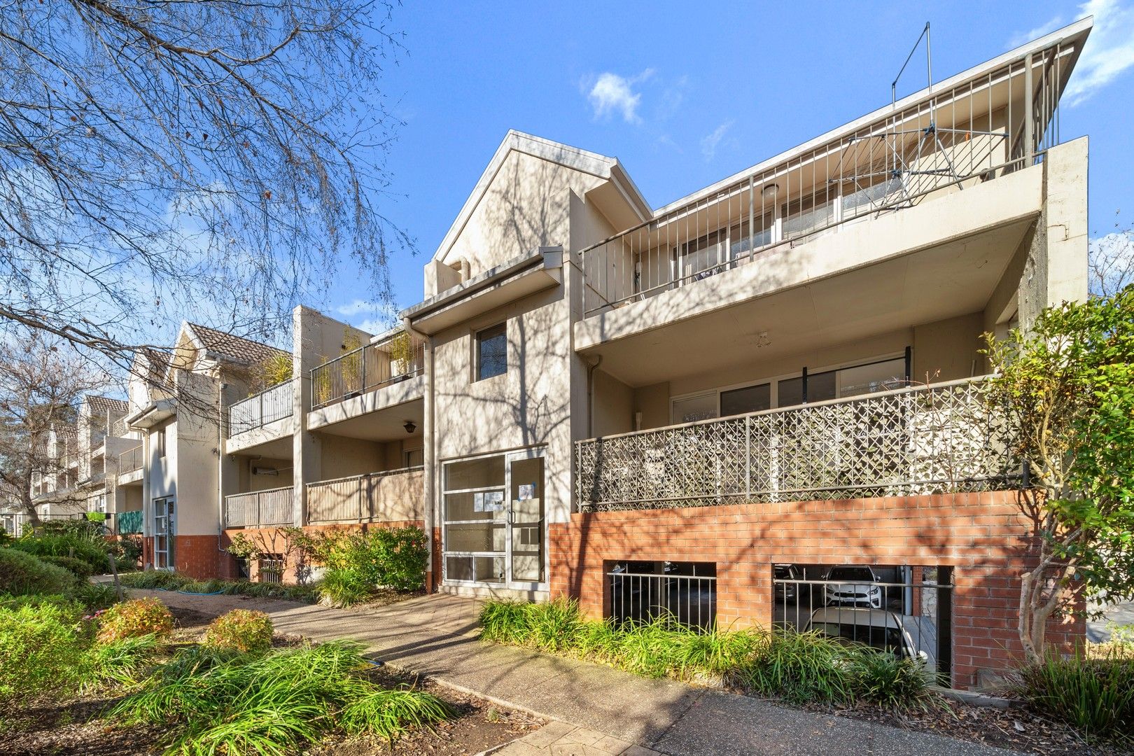 71/20 Federal Highway, Watson ACT 2602 | Domain