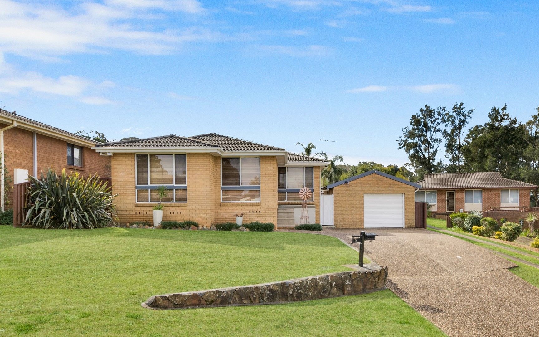 5 Muscat Place, Eschol Park NSW 2558, Image 0