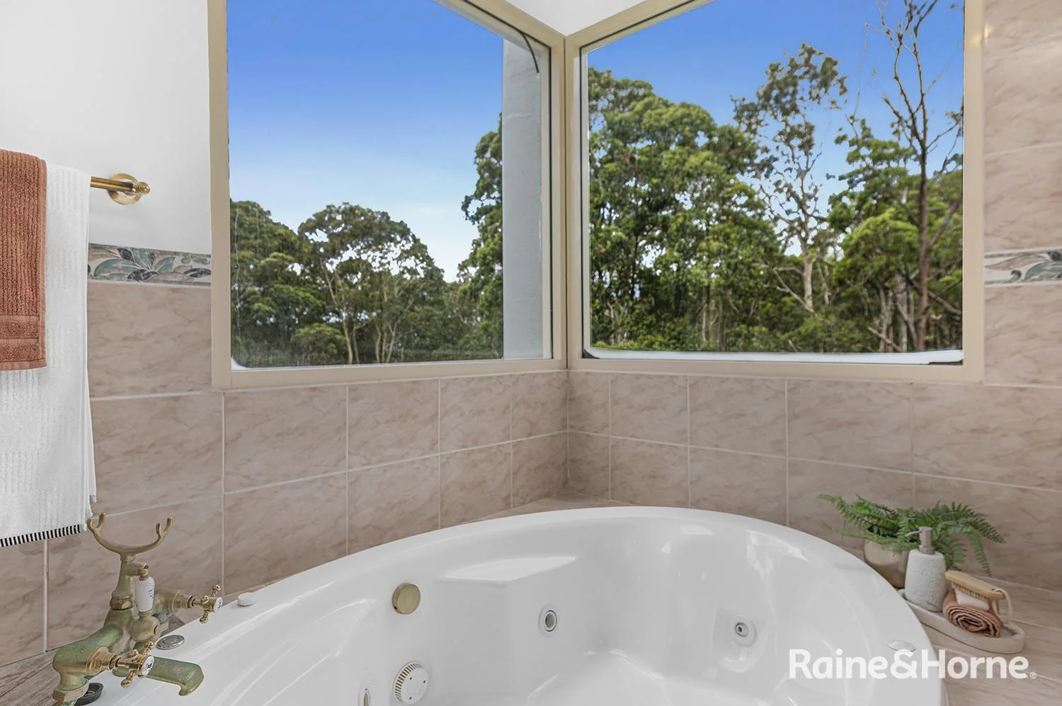 Additional image 26 of 18 Sunrise Close, Belmont North NSW 2280