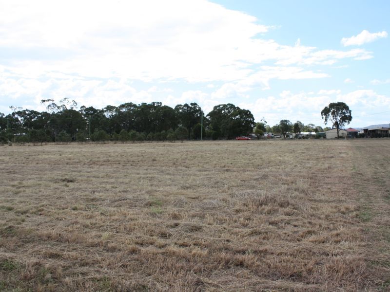 Lot 506 Barron Street, Hendon QLD 4362, Image 2