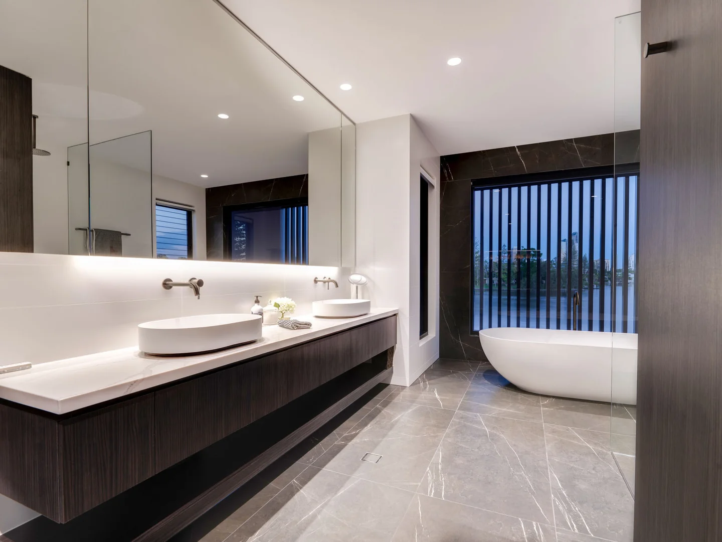 Additional image 24 of 29 The Promenade, Isle Of Capri QLD 4217