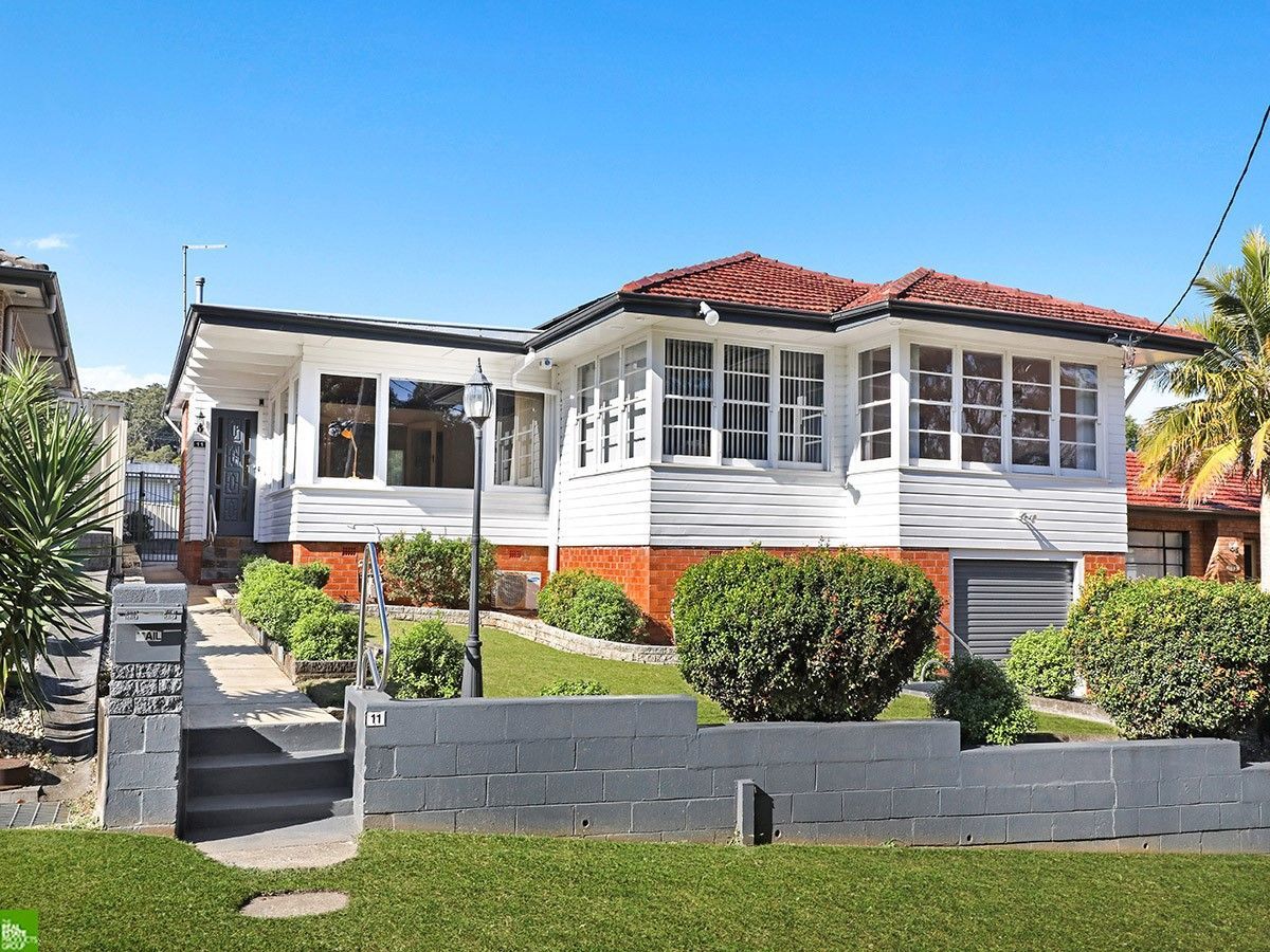 3 bedrooms House in 11 Phillips Crescent MANGERTON NSW, 2500