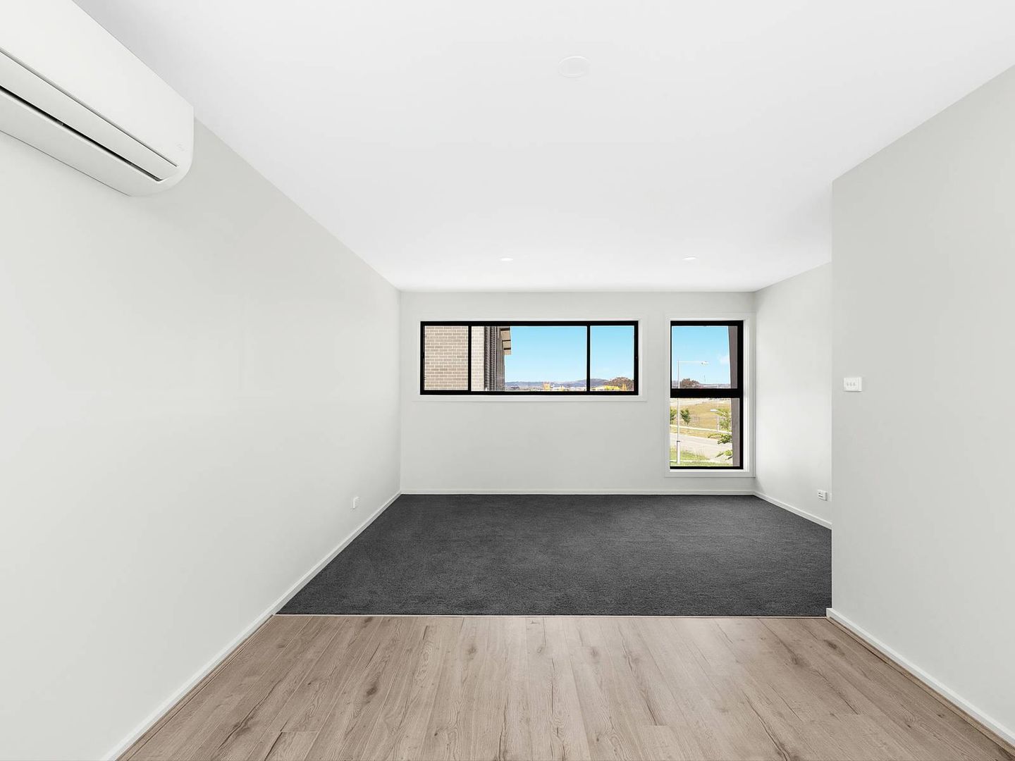 1/1 Bon Scott Street, Moncrieff ACT 2914, Image 2