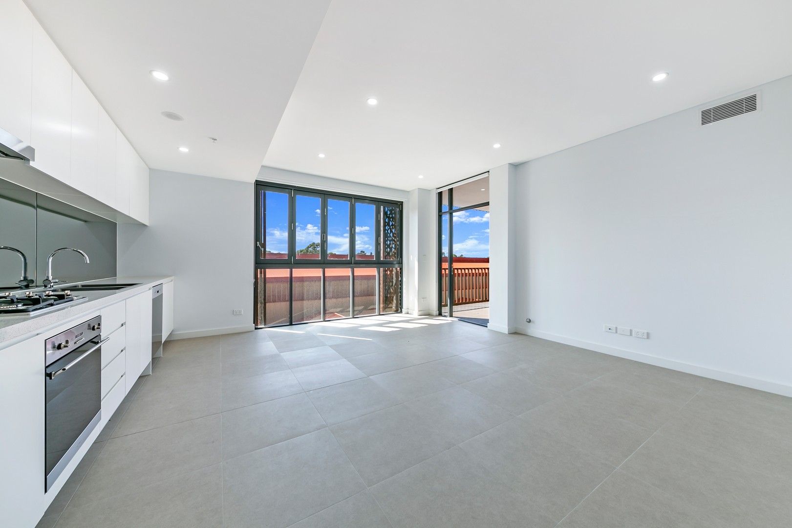 2 bedrooms Apartment / Unit / Flat in 505/6 Bunmarra Street ROSEBERY NSW, 2018
