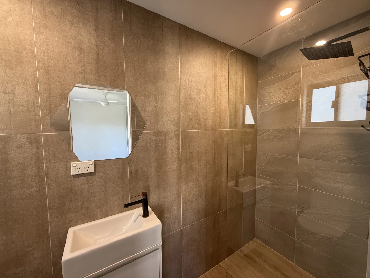 Additional image 8 of 31A Georgina Avenue, Gorokan NSW 2263