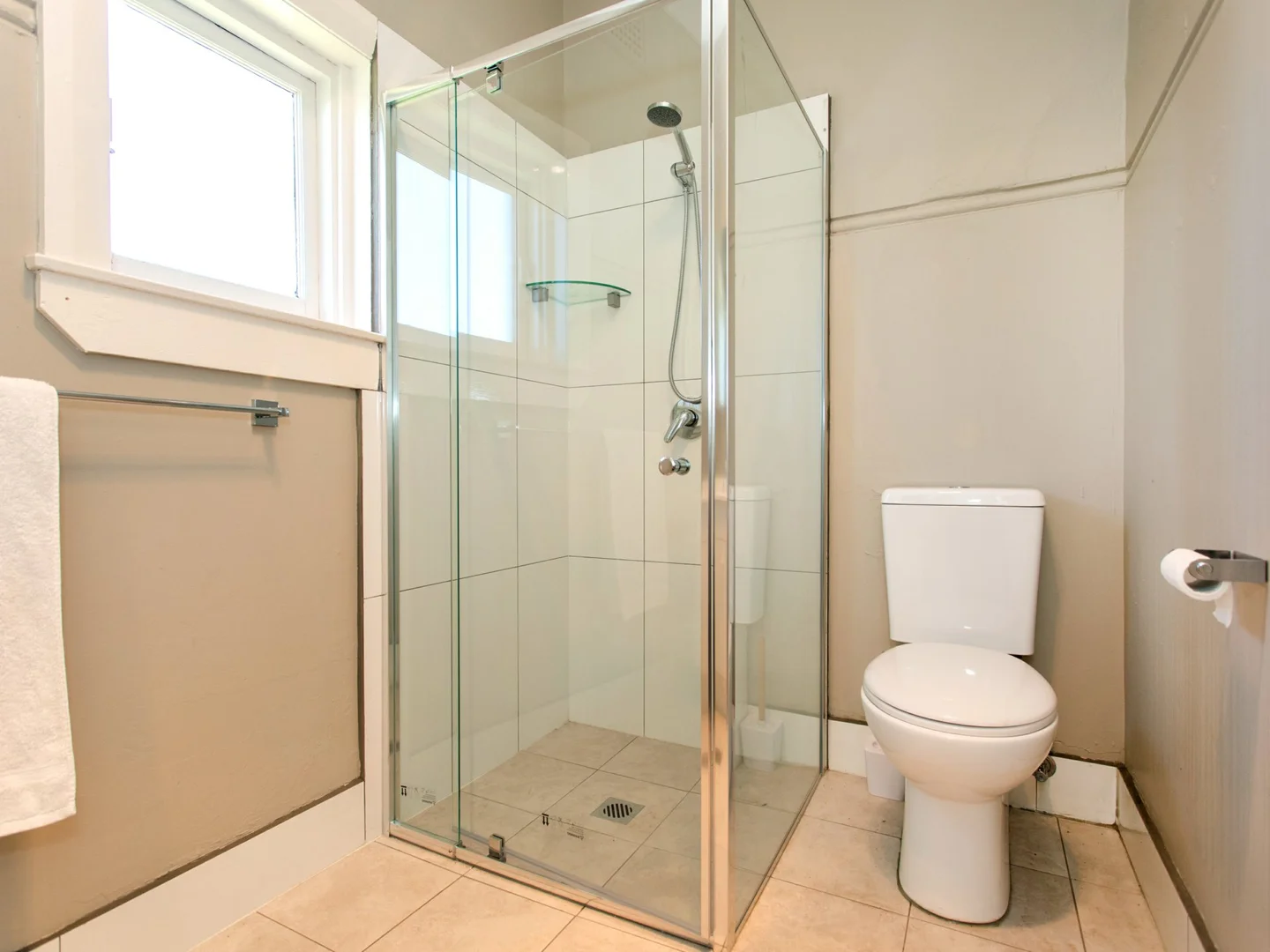 Additional image 6 of Room 2/12 Spring Street, Young NSW 2594