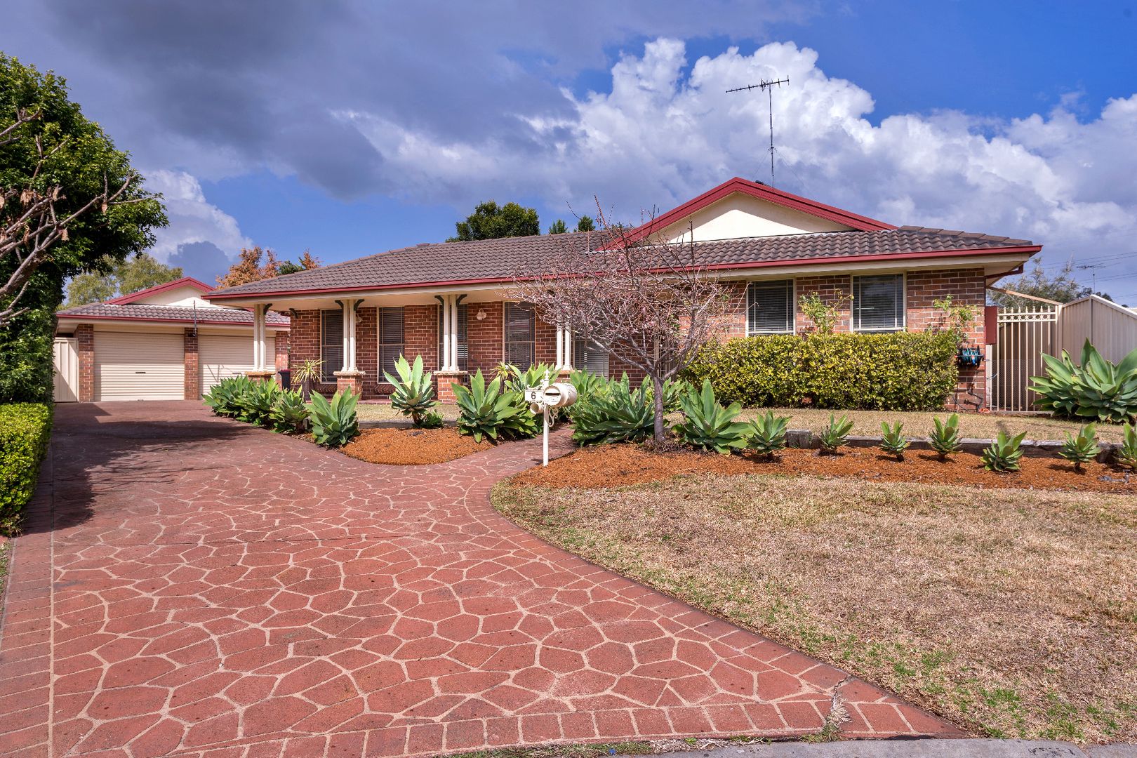 6 Bunda Place, Glenmore Park NSW 2745, Image 1