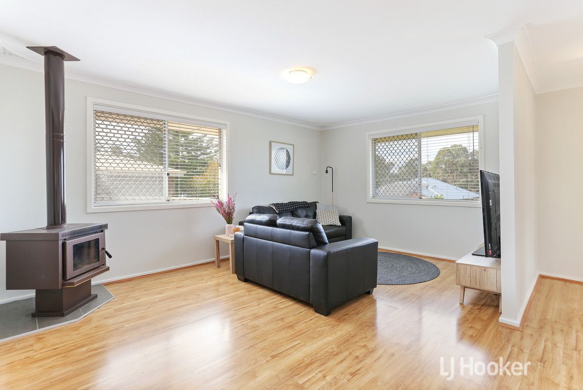 2 Hampton Court, Collie WA 6225, Image 2