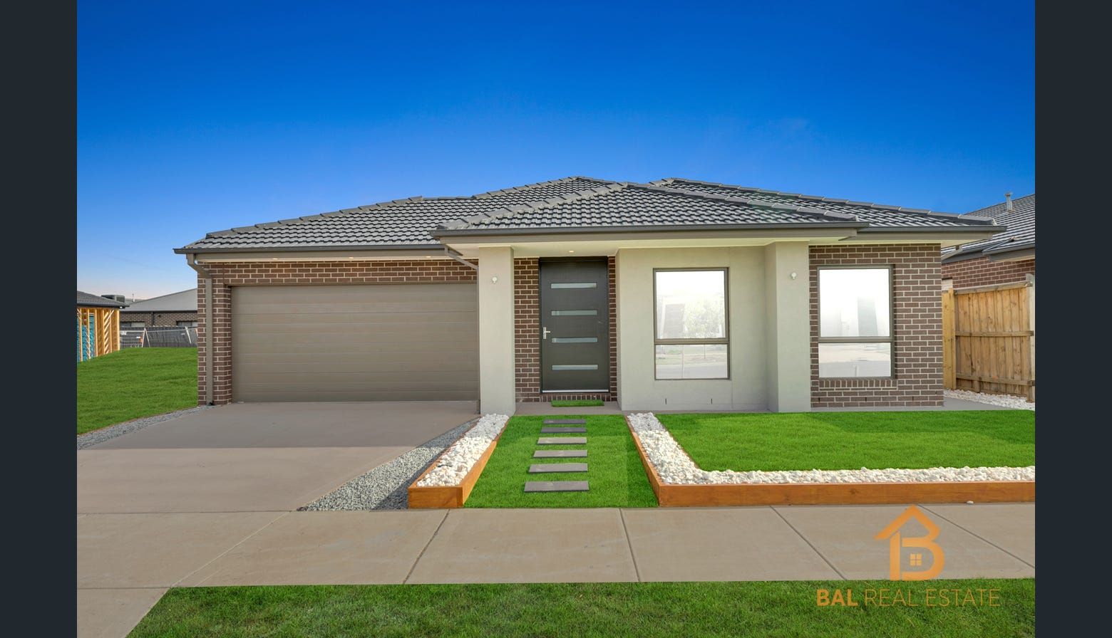 4 bedrooms House in 33 Metroon Drive WEIR VIEWS VIC, 3338