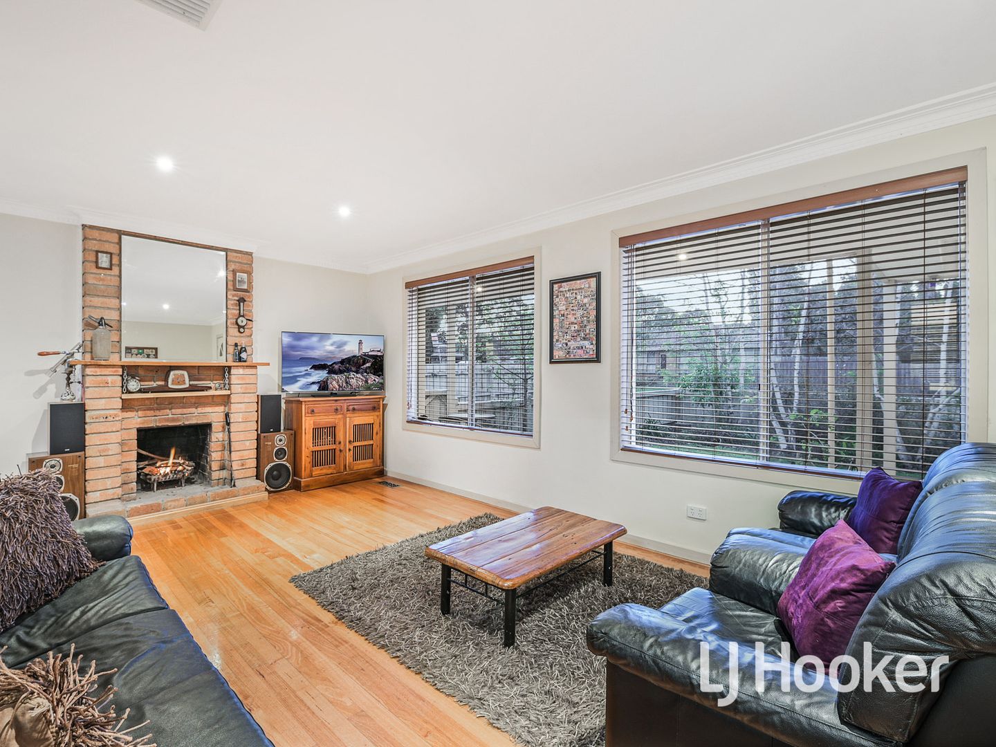 1/8 Manuka Road, Berwick VIC 3806, Image 2