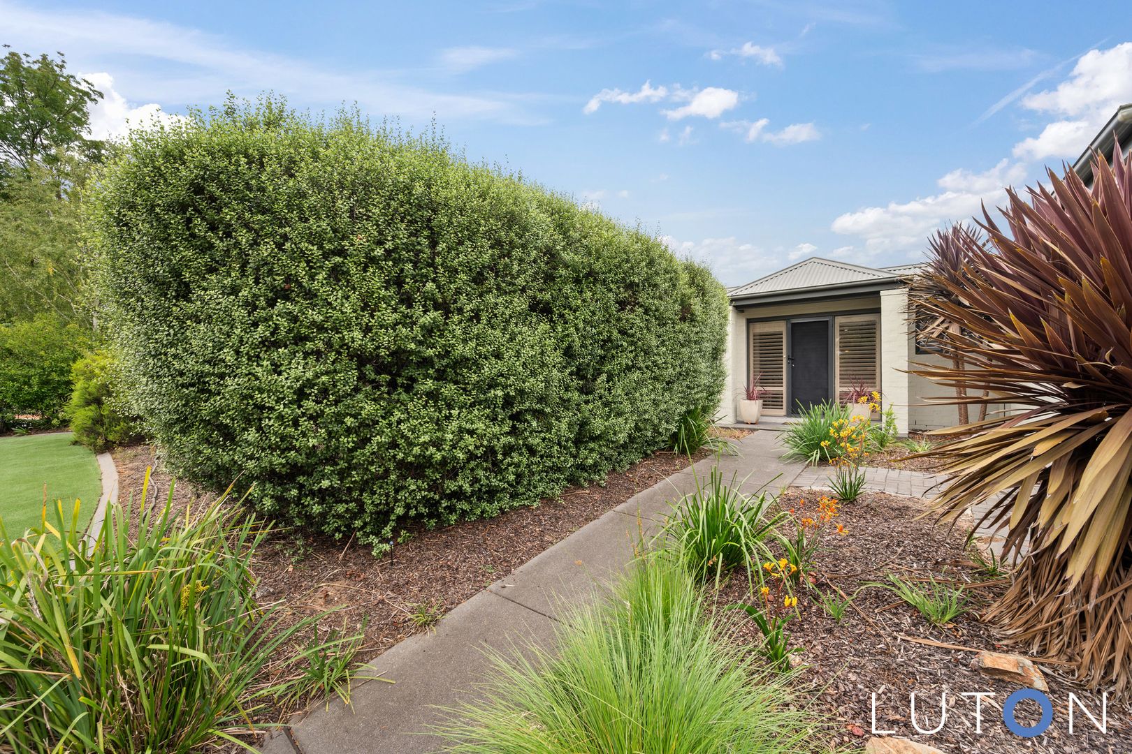 6 James Scott Close, Kambah ACT 2902, Image 2