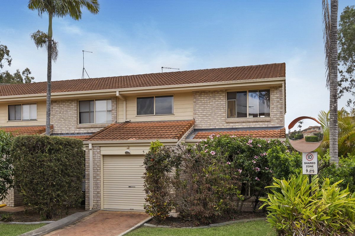 3 bedrooms Townhouse in 5/7 Oricon Court SPRINGWOOD QLD, 4127