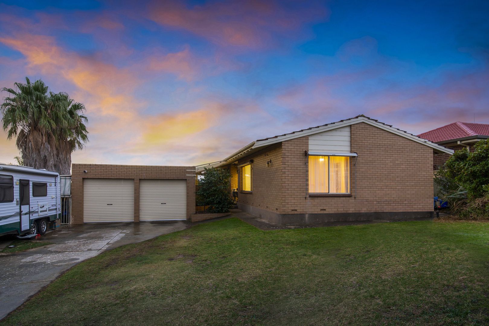 15 Aurora Street, Hallett Cove SA 5158, Image 2