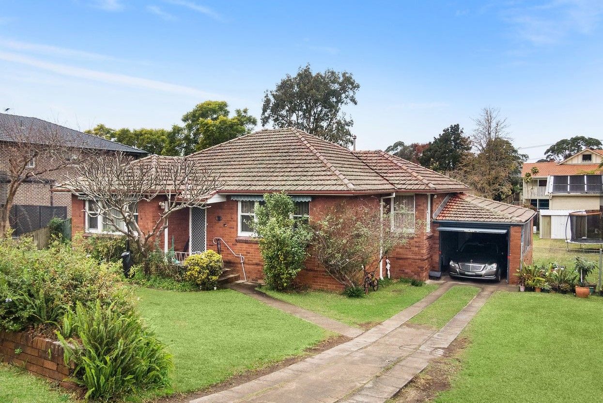 4 bedrooms House in 8 Lewis Street EPPING NSW, 2121
