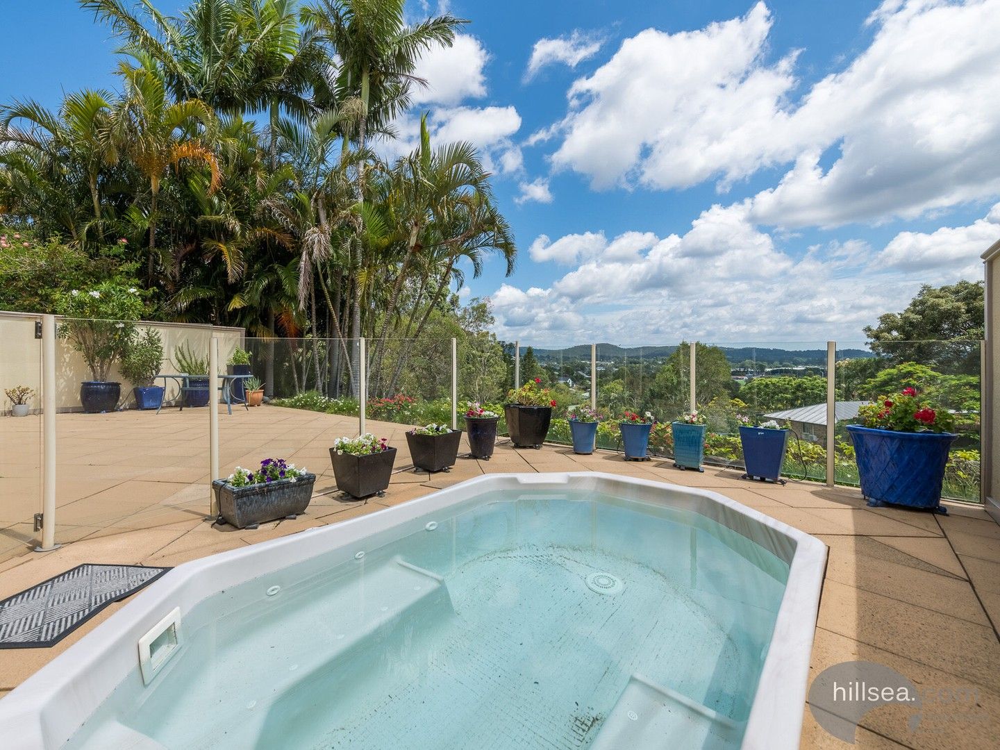 17 Colombo Court, Carrara QLD 4211, Image 0