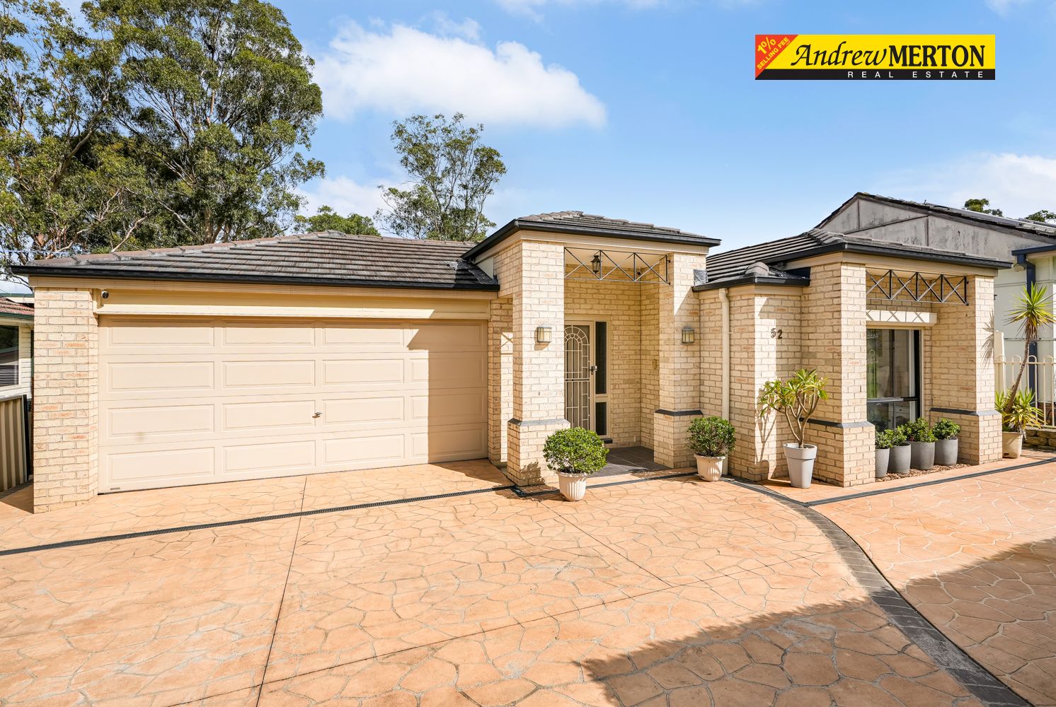 5 bedrooms House in 52 Barlow Street CAMBRIDGE PARK NSW, 2747