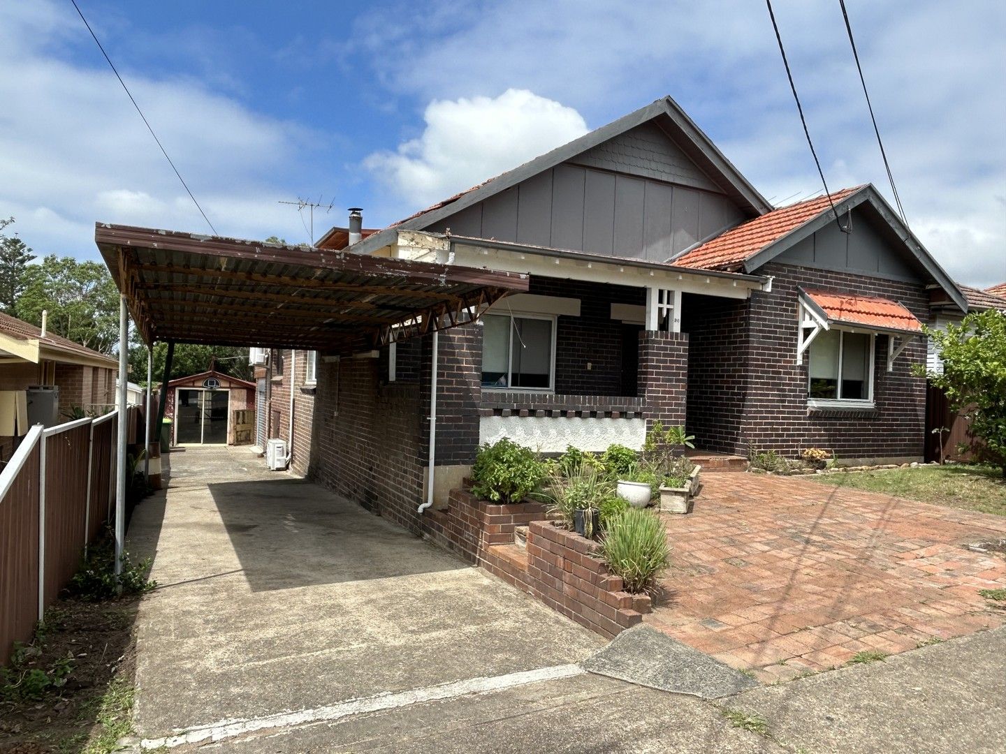 5 bedrooms House in 90 Lackey Street MERRYLANDS NSW, 2160