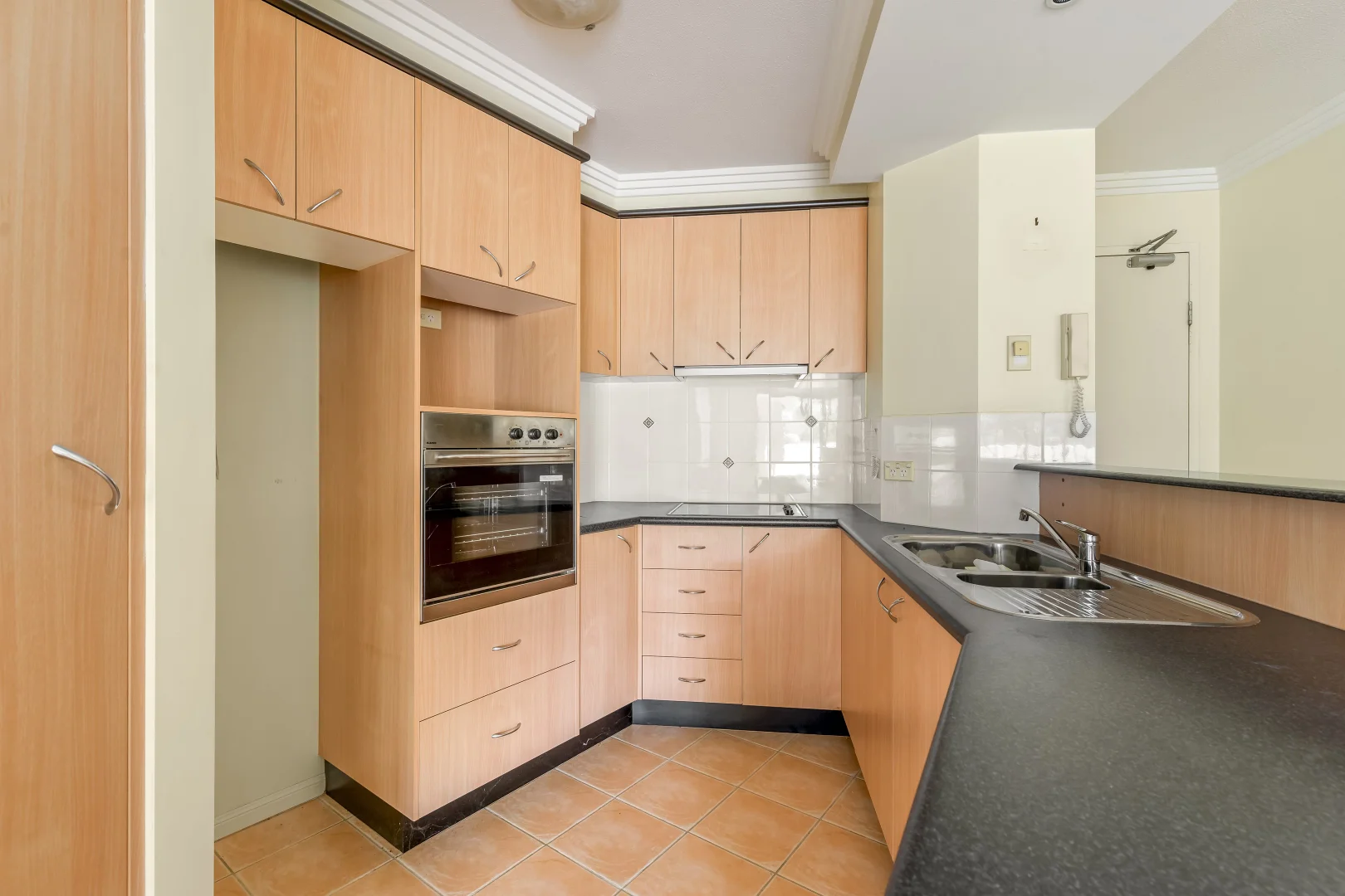 Additional image 5 of 2/121 Sir Fred Schonell Drive, St Lucia QLD 4067