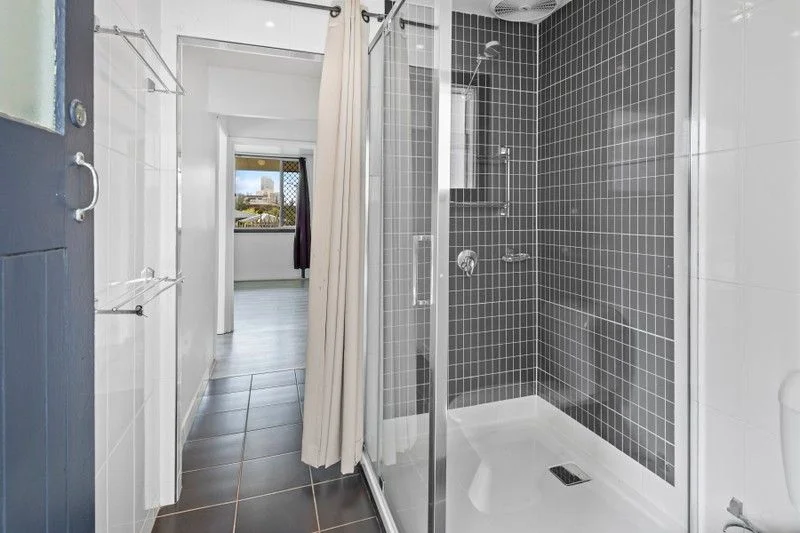 Additional image 7 of 6/5 Holborow Close, Surfers Paradise QLD 4217