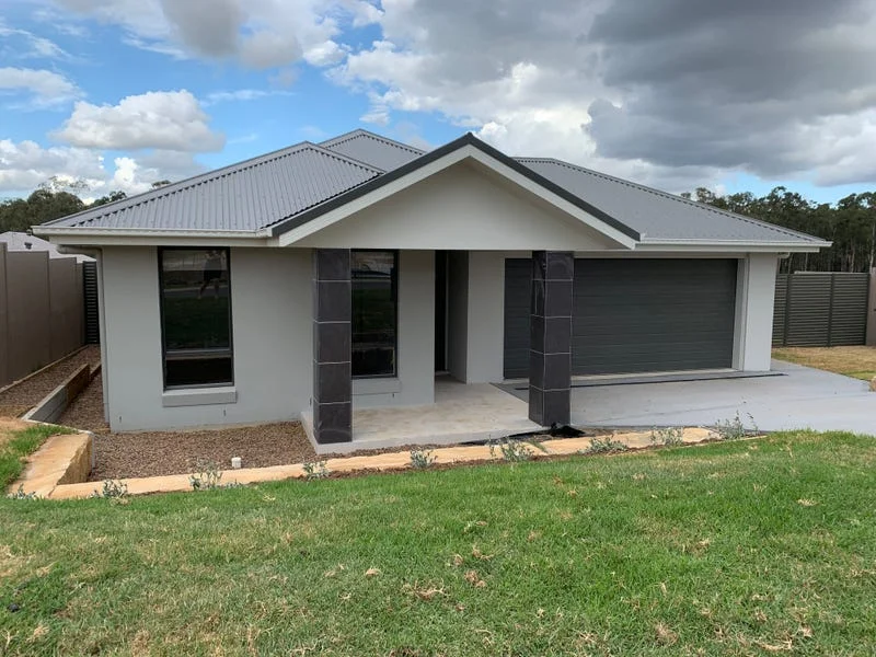 1/12 Emerton Road, North Rothbury NSW 2335