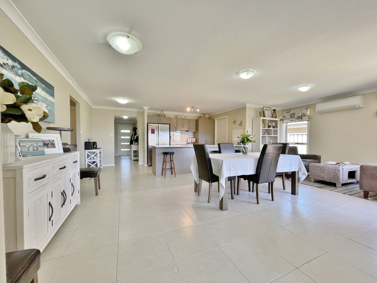3B Garland Place, Young NSW 2594, Image 2