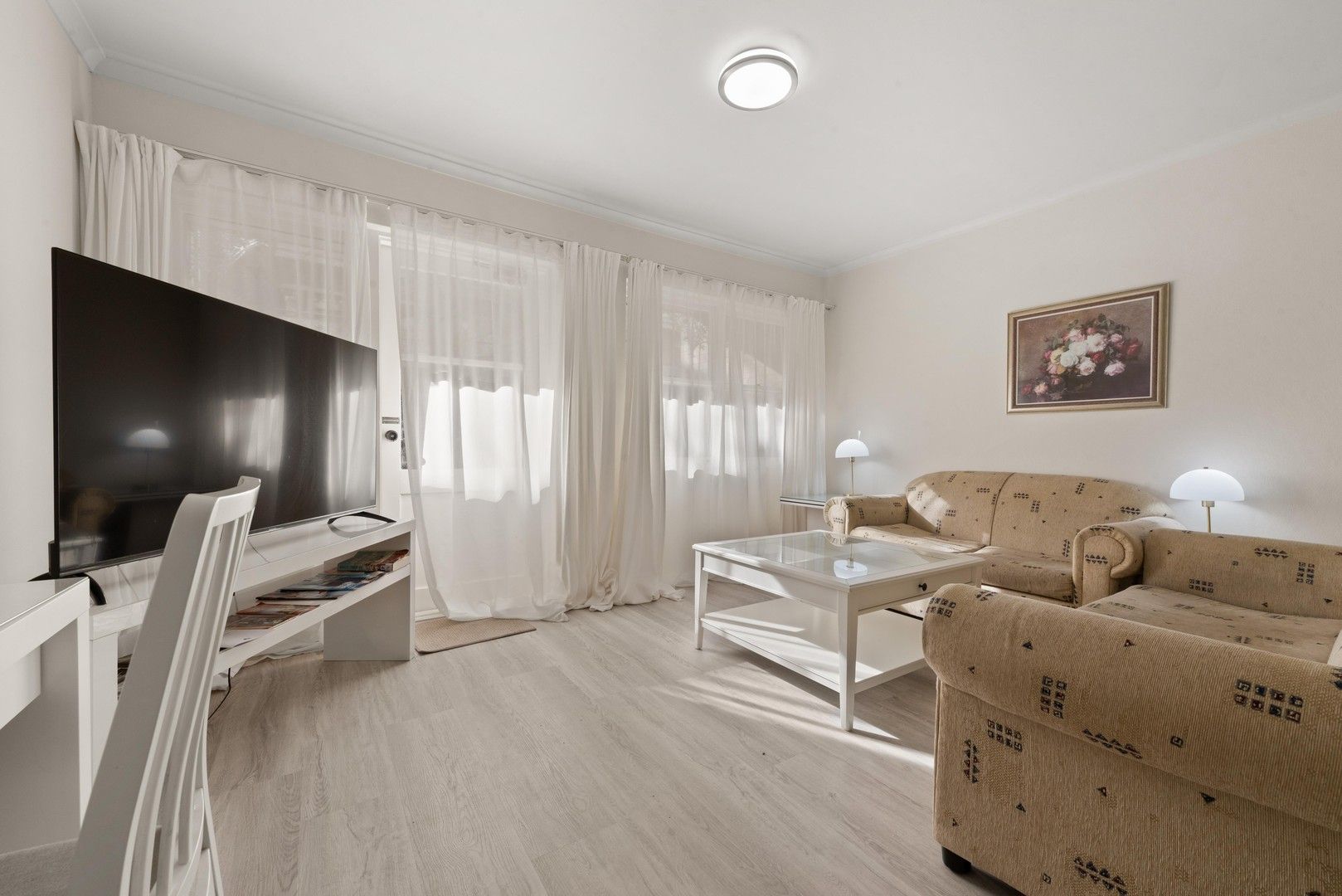 2 bedrooms Apartment / Unit / Flat in 33 Currong Street South REID ACT, 2612