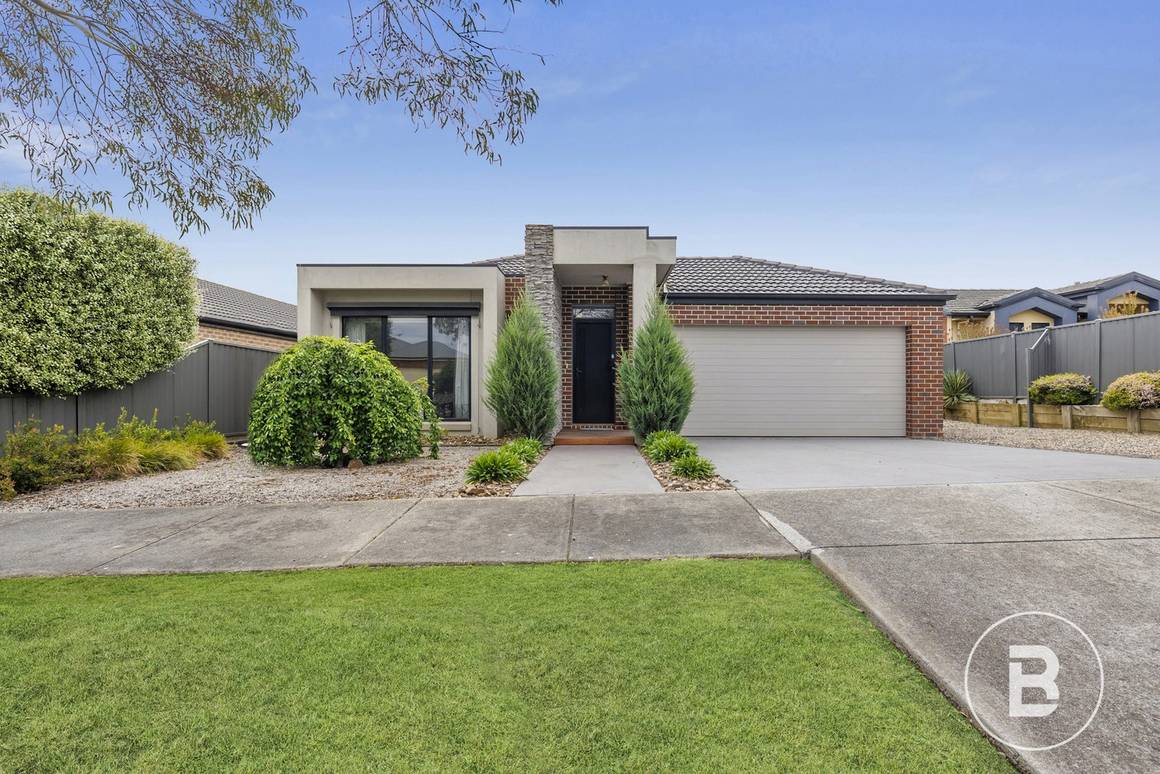 Picture of 5 Chilton Close, WINTER VALLEY VIC 3358