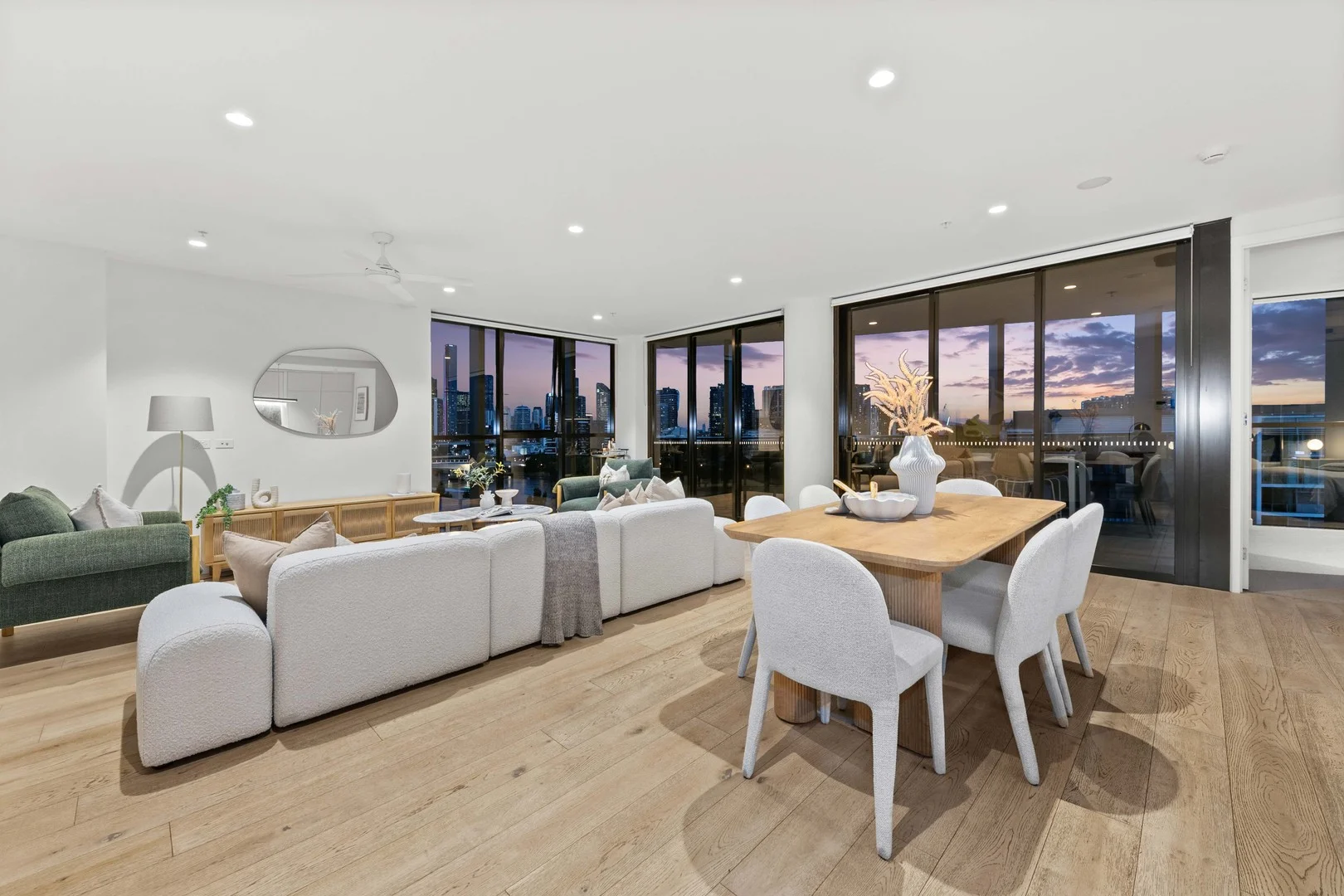 1108/19 McDougall Street, Milton QLD 4064