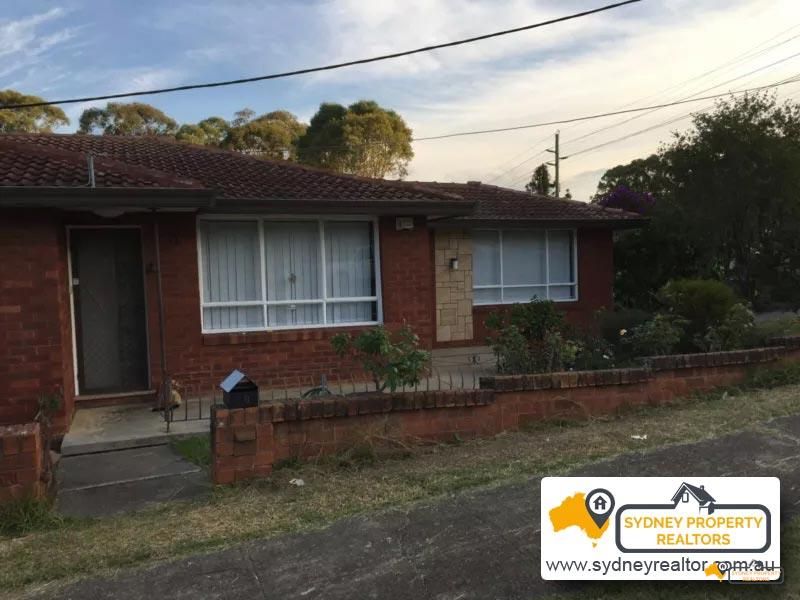 41 Binalong Road Pendle Hill Nsw 2145 House For Rent 420 Domain