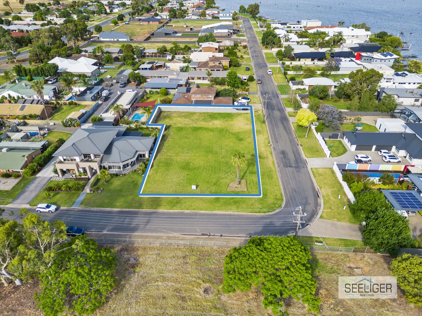 18 Lang Street, Mulwala NSW 2647 Domain