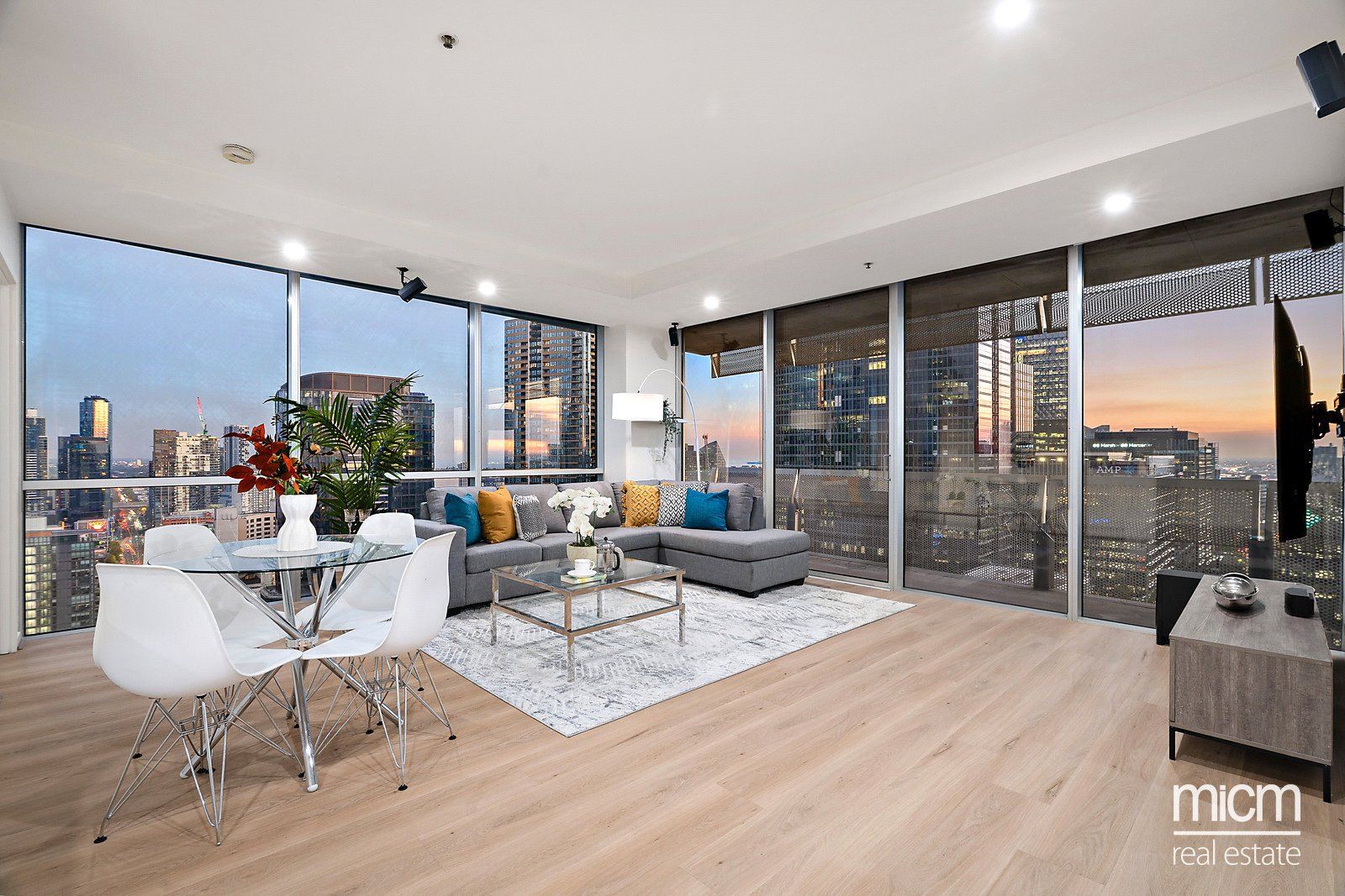 2301/620 Collins Street, Melbourne VIC 3000, Image 2