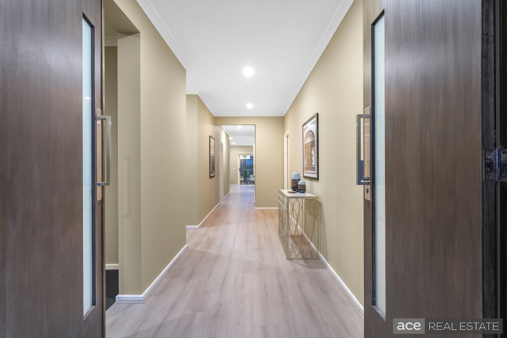 10 Lena Crescent, Truganina VIC 3029 Domain