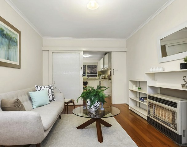 2/1 Wridgway Avenue, Burwood VIC 3125