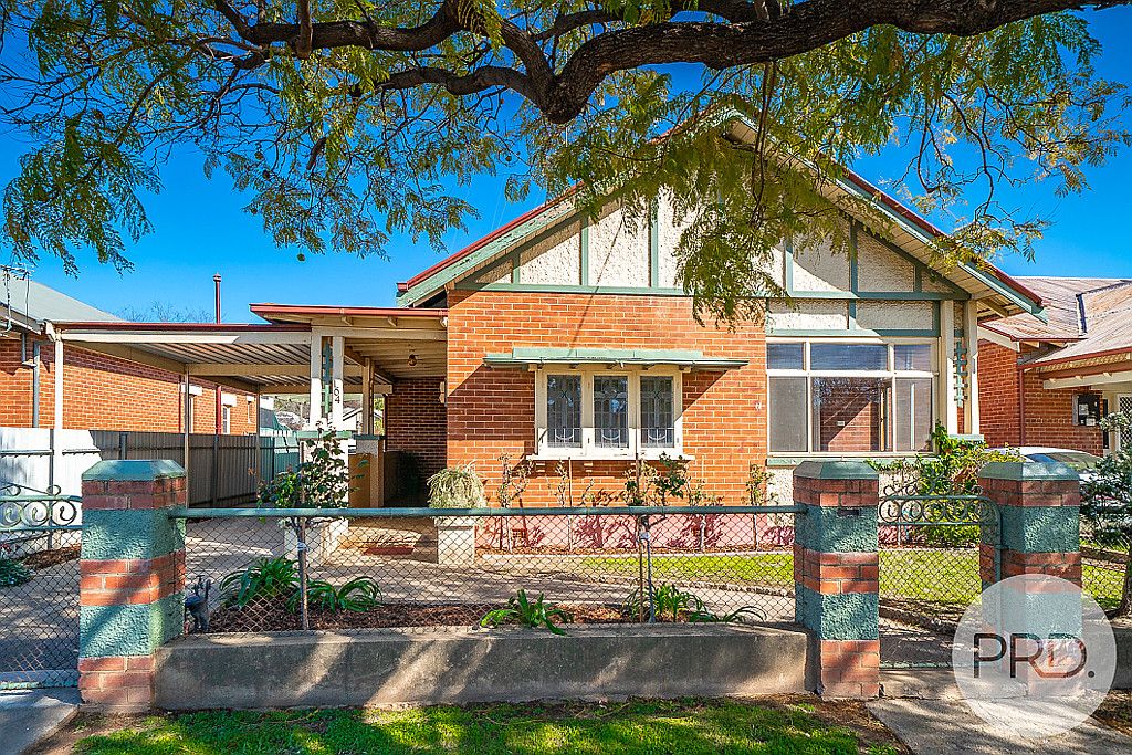 4 bedrooms House in 164 Edward Street WAGGA WAGGA NSW, 2650