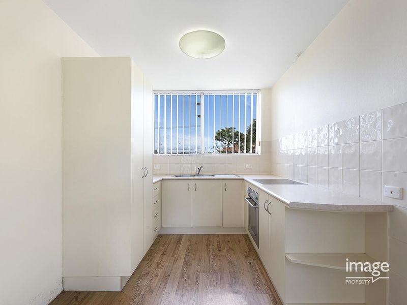 3 82 Racecourse Road Ascot Qld 4007 Apartment For Rent 350 Domain
