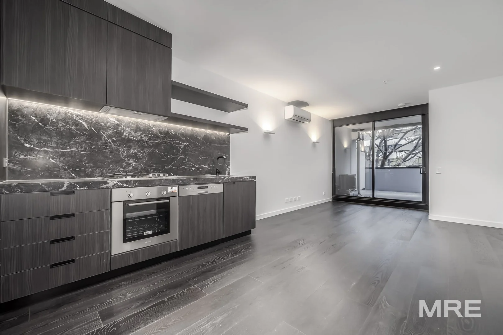 407/33 Blackwood Street, North Melbourne VIC 3051