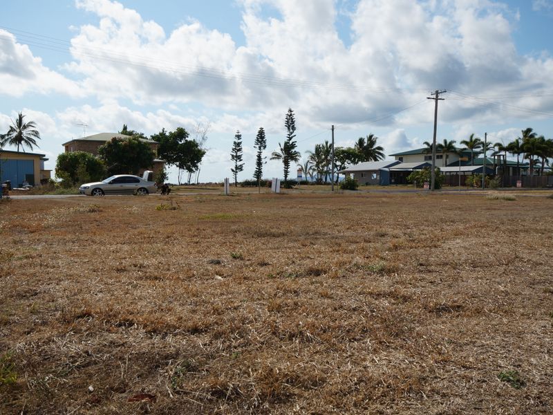 TULLY HEADS QLD 4854, Image 1