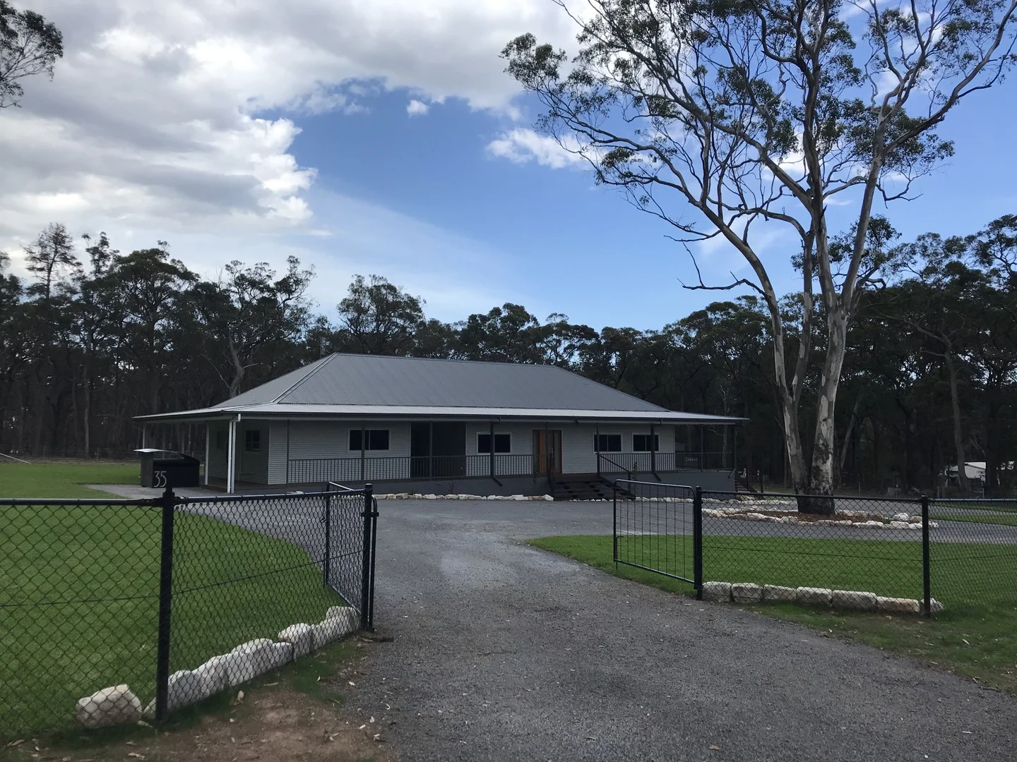 Primary image of 35 South Street, Tahmoor NSW 2573