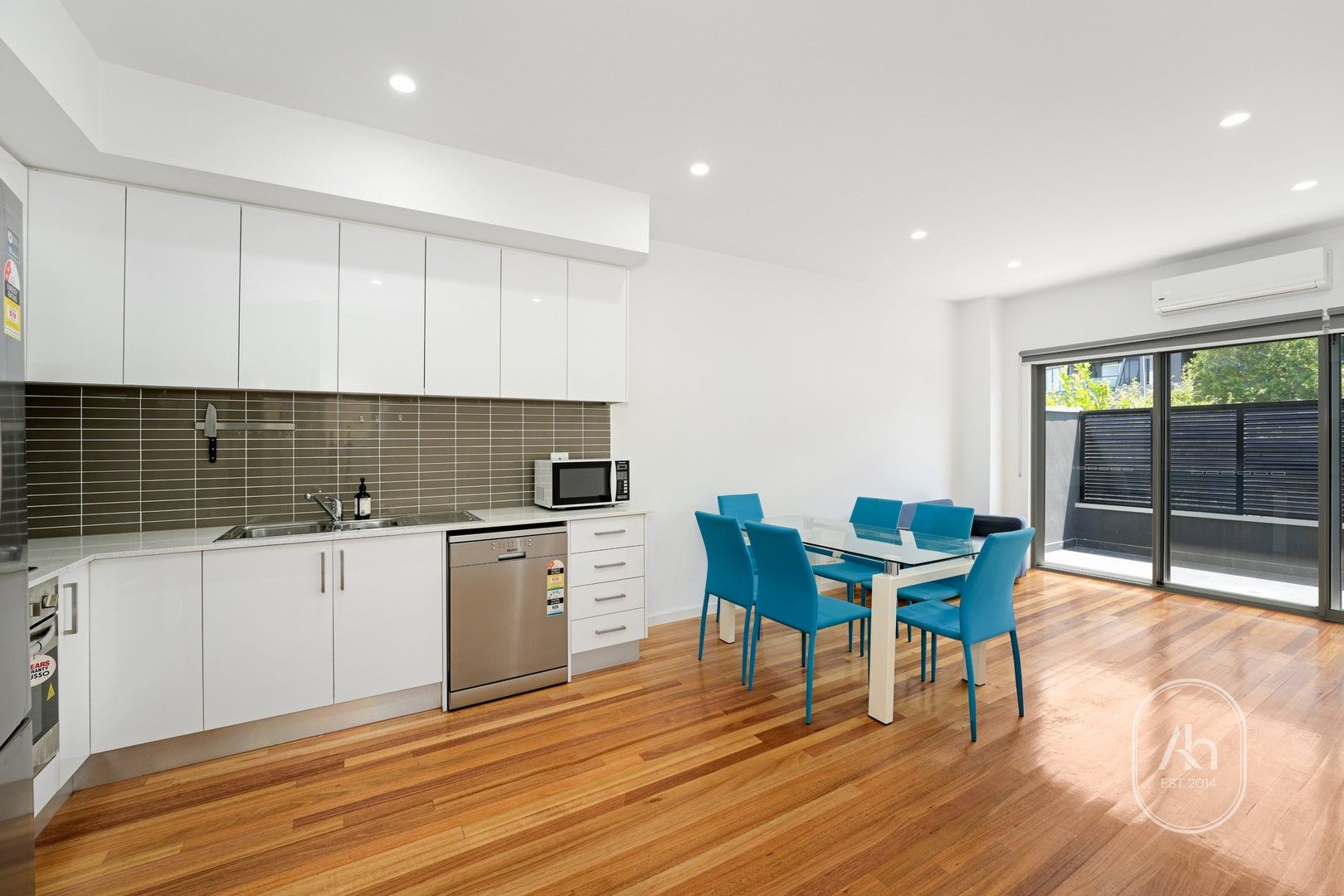 2 bedrooms Apartment / Unit / Flat in 4/82 Richardson Street ESSENDON VIC, 3040