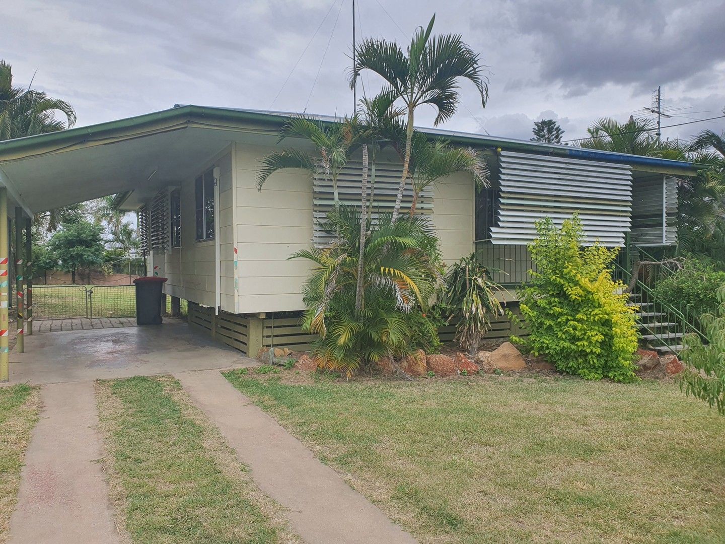 10 Stephenson Street, Moura QLD 4718, Image 0