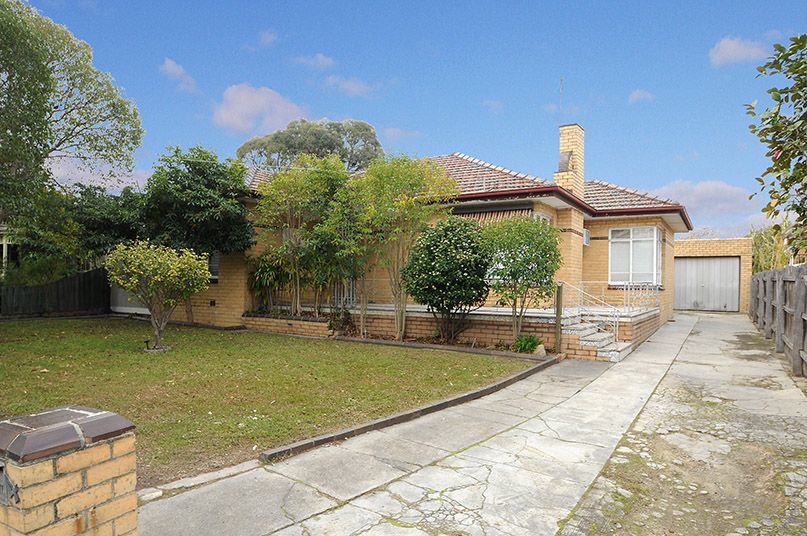 4 Gordon Avenue, Oakleigh East VIC 3166, Image 0