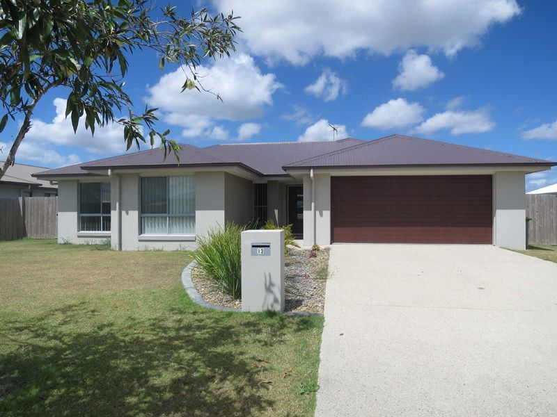 4 bedrooms House in 13 Elizabeth Street MIRANI QLD, 4754