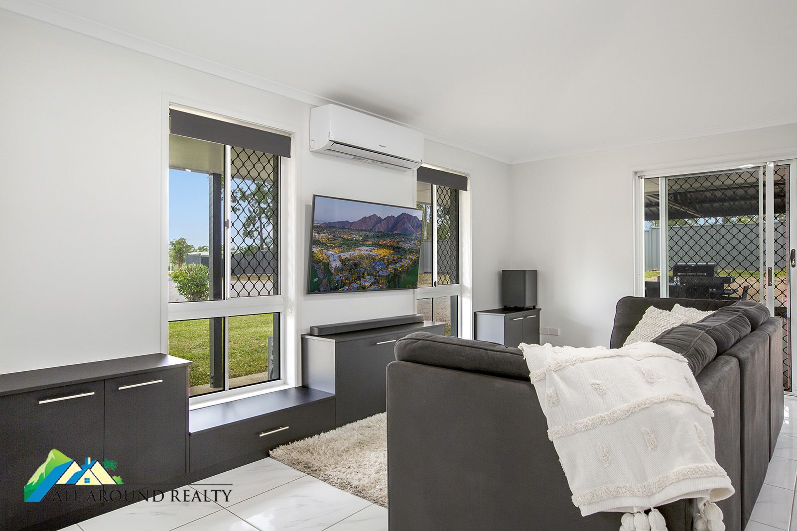67-73 Golf Course Rd, Woodford QLD 4514, Image 2