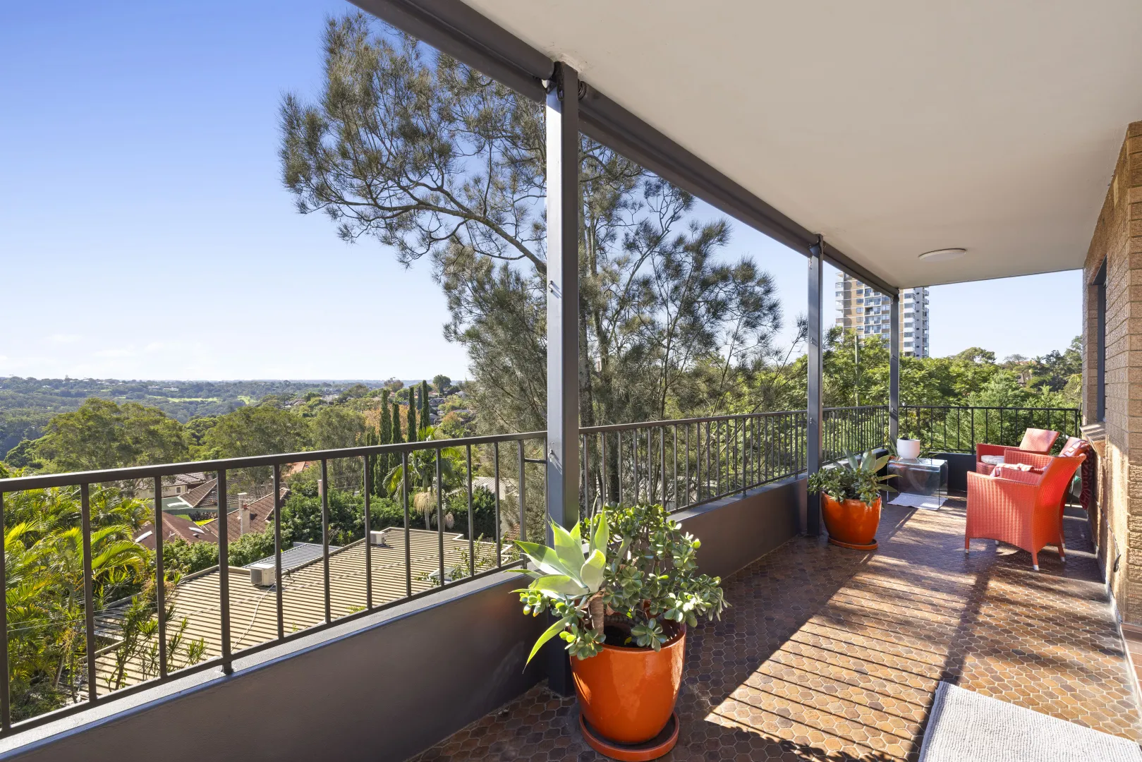 Apartment in Cremorne - View 2