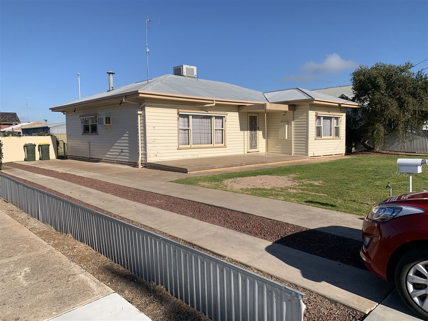3 bedrooms House in 9 Dollar Avenue HORSHAM VIC, 3400