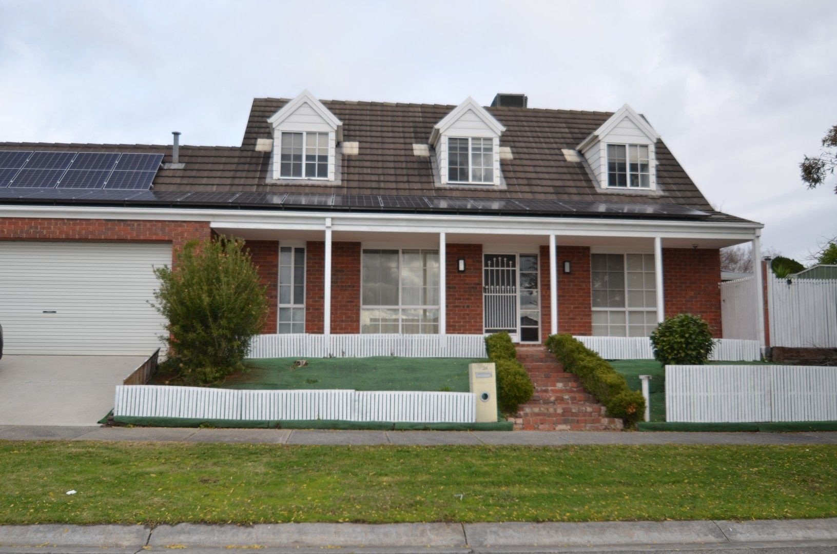 3 bedrooms House in 24 Edmonds Street NARRE WARREN VIC, 3805