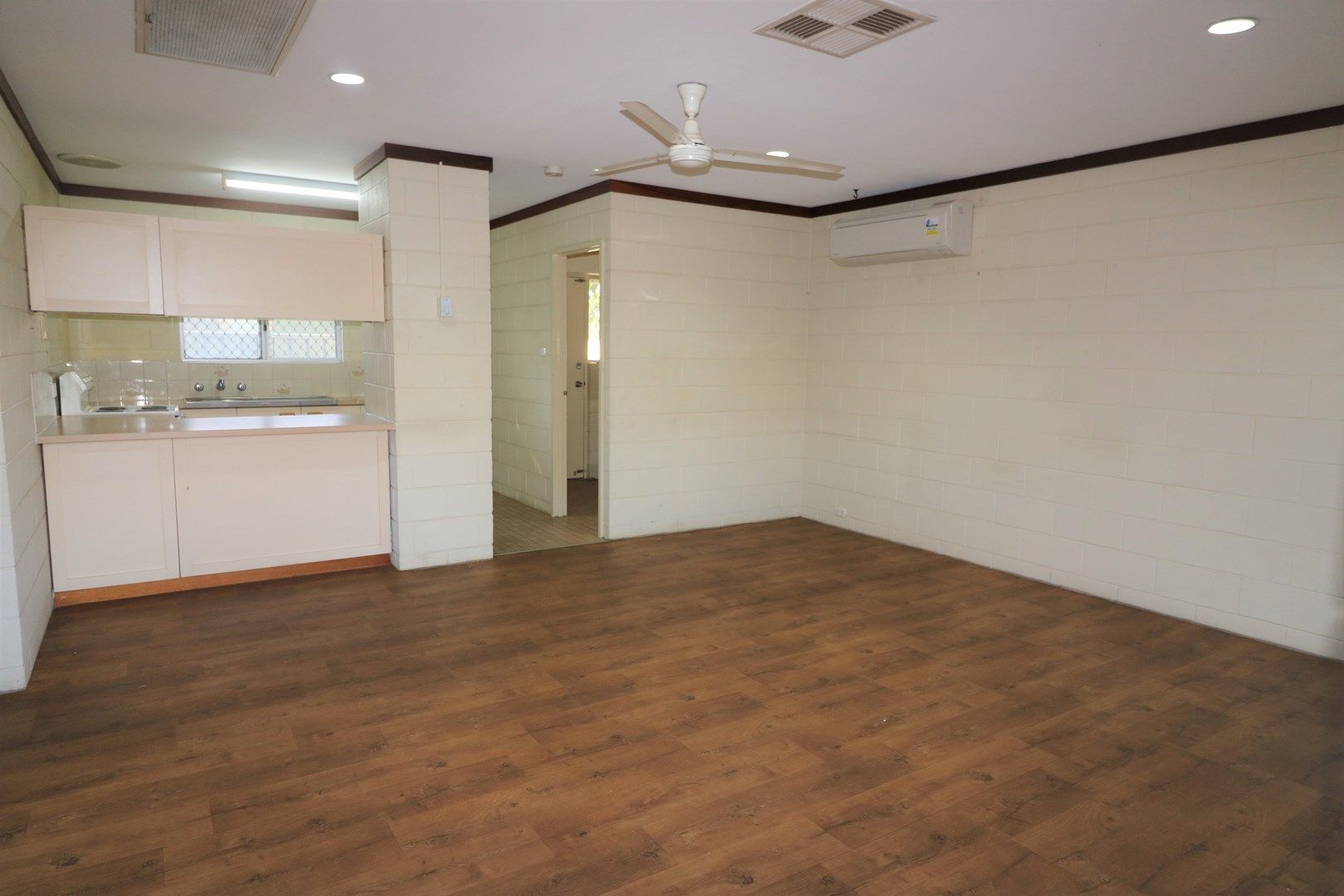2 bedrooms Apartment / Unit / Flat in 2/11 Holman Street DERBY WA, 6728
